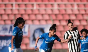 Marília Brilha com Hat-trick e Leva Cruzeiro à Goleada Histórica Contra o Botafogo no Brasileirão Feminino