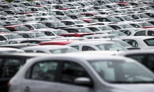 Emplacamentos de Veículos em Julho Disparam 10% e Fenabrave Mantém Otimismo para Fim de Ano