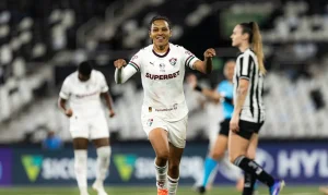 Fluminense vence Botafogo em clássico e segue na briga por vaga nas quartas do Brasileirão Feminino