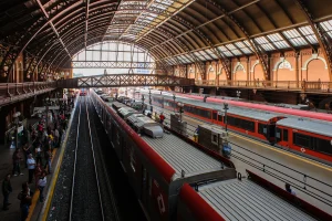 Estação da Luz oferece bate-papo gratuito com psicoterapeutas nesta quinta-feira: saúde mental em foco