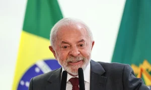 Lula adia decisão sobre embaixador dos EUA para após eleições, criticando interferência e citando Lei de Reciprocidade