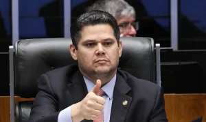 Alcolumbre Libera PEC do Fim da 6×1 Após Diálogo com Lula; Entenda o Que Muda na Jornada de Trabalho