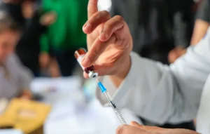 Dia D Multivacinação SP: Crianças e Adolescentes Podem Atualizar Vacinas Grátis Neste Sábado (22) em UBSs
