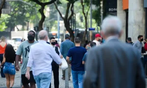 Eleições 2024: 81% dos Brasileiros Exigem que Candidatos Acreditem em Deus, Diz Pesquisa da UFF