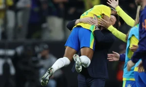 Arthur Elias comemora logística favorável do Brasil na Copa Feminina: “Um dia a mais de preparação”