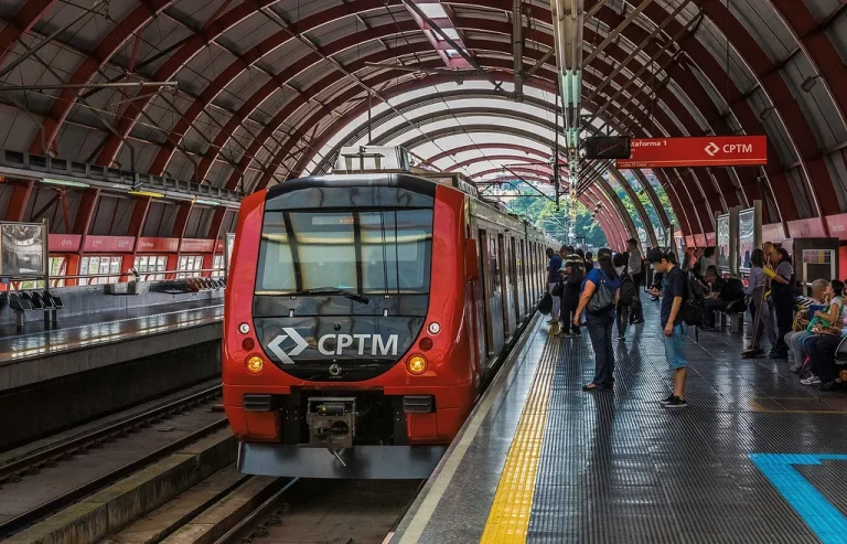 Itaquaquecetuba: Estação da CPTM Vira Ponto de Leitura com Distribuição Gratuita de 300 Livros Nesta Sexta (21)