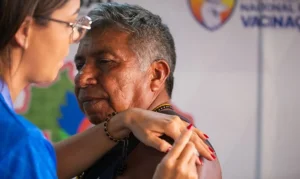Vacinação Ampliada na Amazônia: Missões Aéreas Levam Imunização a Comunidades Indígenas Remotas