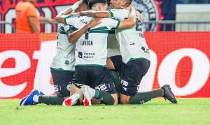 Coritiba empolga torcida com virada espetacular contra o Remo e se aproxima da Libertadores no Brasileirão