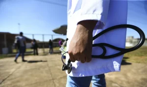 Enamed 2026: Prova que Avalia Formação Médica Ocorre Neste Domingo, 13; Entenda o Conceito Enade e Pontuação de Corte
