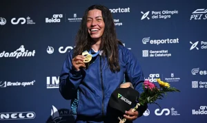 Ana Sátila conquista o ouro na Copa do Mundo de canoagem slalom e celebra vitória emocionante após superação pessoal