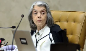 Cármen Lúcia Lamenta “Mal-Estar Cívico” Causado Pelo STF Após Escândalo do Banco Master