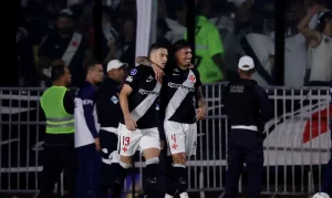 Vasco na Sul-Americana: Cruzmaltino mantém vivo o sonho de uma final brasileira inédita contra Santos ou Galo