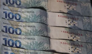 Queda Tímida da Selic: Indústria e Trabalhadores Criticam Banco Central e Pedem Juros Mais Baixos para Impulsionar a Economia