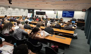 Comunicação Pública em Debate: Especialistas Discutem Desafios de Informar e Engajar Cidadãos em Brasília