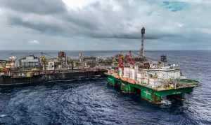 Petrobras Dispara e Supera Gigantes Mundiais em Lucratividade: Entenda o Sucesso Inédito da Estatal Brasileira