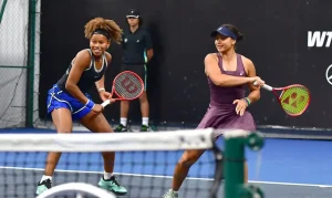 SP Open: Naná Silva se recupera de derrota no simples e avança às quartas de final nas duplas ao lado de Victória Barros