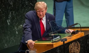 Trump Rejeita “Esquema Globalista” para IA e Propõe “Superinteligência”: EUA Lideram Corrida Tecnológica