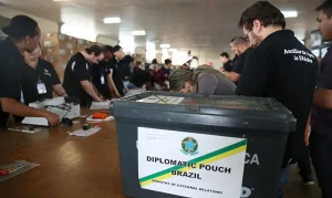Quase 1 Milhão de Brasileiros no Exterior Prontos para Votar em 2026: Veja os Números e o Perfil do Eleitor Fora do Brasil