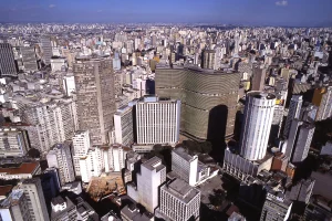 Viagens 60+: Descubra 10 Destinos Incríveis em São Paulo de Águas Termais a Praias Paradisíacas