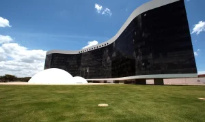 Urnas Eletrônicas Prontas: TSE Revela 90% do Equipamento Preparado para Eleições 2022 com Plano para Chuvas e Secas
