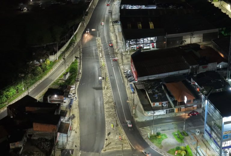 Principal ligação viária de Itaquá, rodovia Alberto Hinoto recebe recapeamento asfáltico
