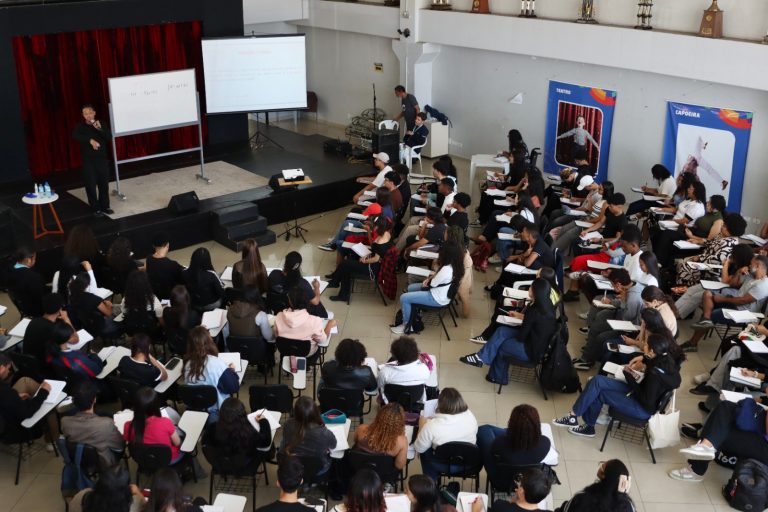 Inscrições para aulão gratuito do Enem em Itaquá terminam na próxima segunda (26)