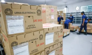 Eleições 2024: Justiça Eleitoral Completa Preparativos Finais com Distribuição de Urnas e Auditorias
