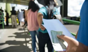 Eleições 2026: Camiseta, Adesivo ou Bandeira? Saiba o que Votar e o que é Proibido para Evitar Problemas na Urna