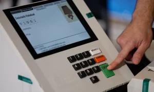 Eleições 2026: Desvende a Ordem Correta de Votação na Urna Eletrônica e Evite Erros para Garantir seu Voto Válido