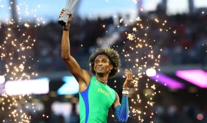 Alison dos Santos ‘Piu’ é Finalista ao Prêmio de Melhor Atleta do Ano da World Athletics; Vote Agora!