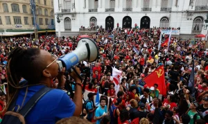 Estudantes em Massa Pelo Brasil: UNE Lidera Atos em Apoio a Lula e Defesa da Democracia