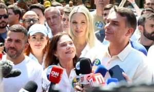 Flávio Bolsonaro e Douglas Ruas unem forças no Rio: “Guerra ao crime organizado” é o lema de campanha