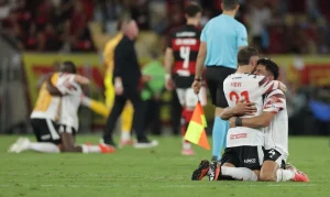 Palmeiras x Estudiantes: Revanche histórica pela taça da América em Montevidéu, onde o Verdão busca o tetra contra algoz de 58 anos!