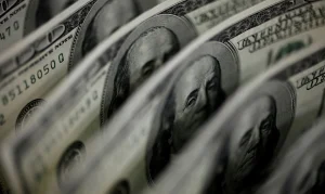 Dólar Dispara 8,21% e Bolsa Cai 13,88% Após Reeleição de Lula: Mercado Reage com Forte Turbulência