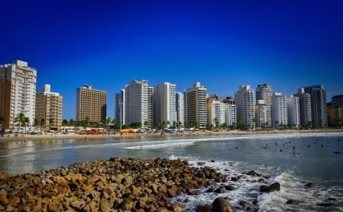 Praia-Guaruja-e1705606820528-768x508